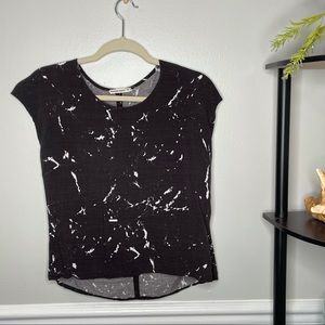 Marine Layer black and white top